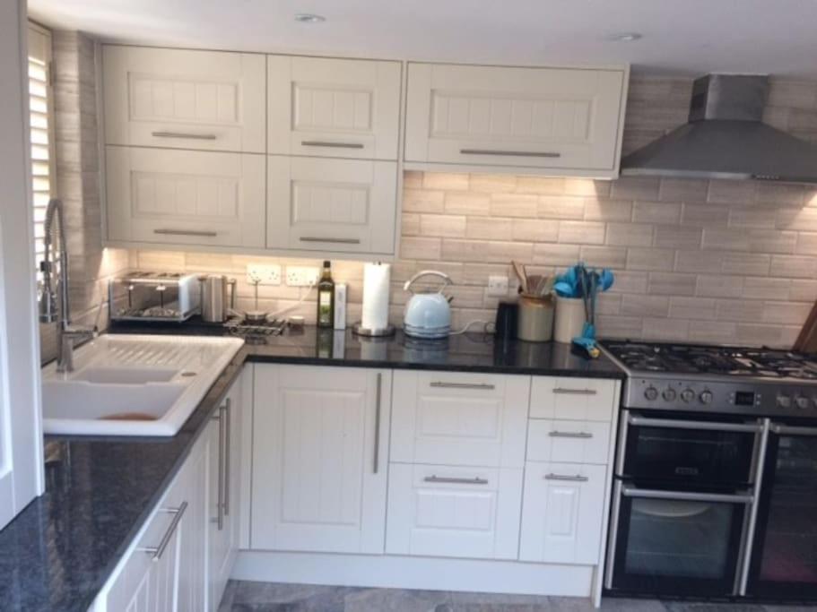 River Road, Littlehampton, Executive Apartment מראה חיצוני תמונה